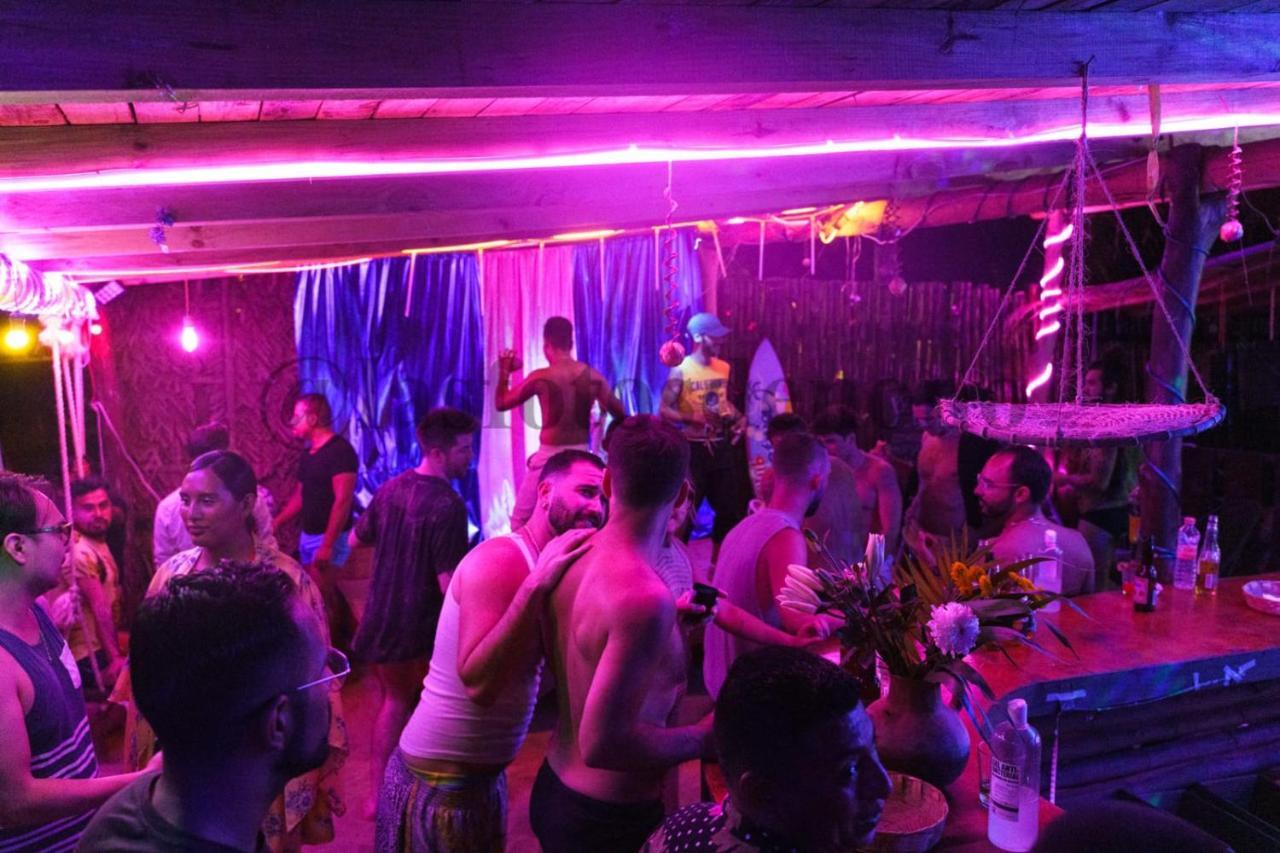 La máxima& LGBT Hotel Zipolite Exterior foto